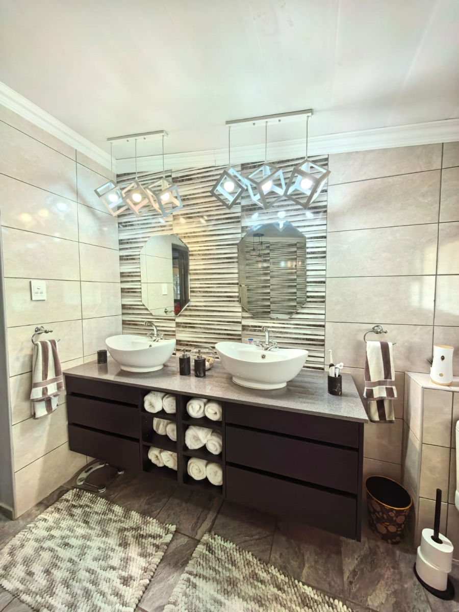 3 Bedroom Property for Sale in Sasolburg Ext 4 Free State